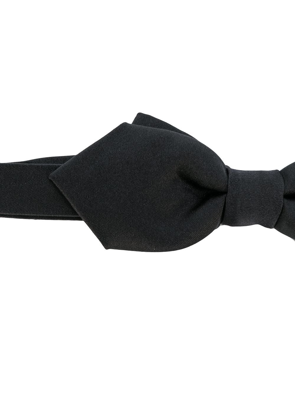 classic bow tie - 2