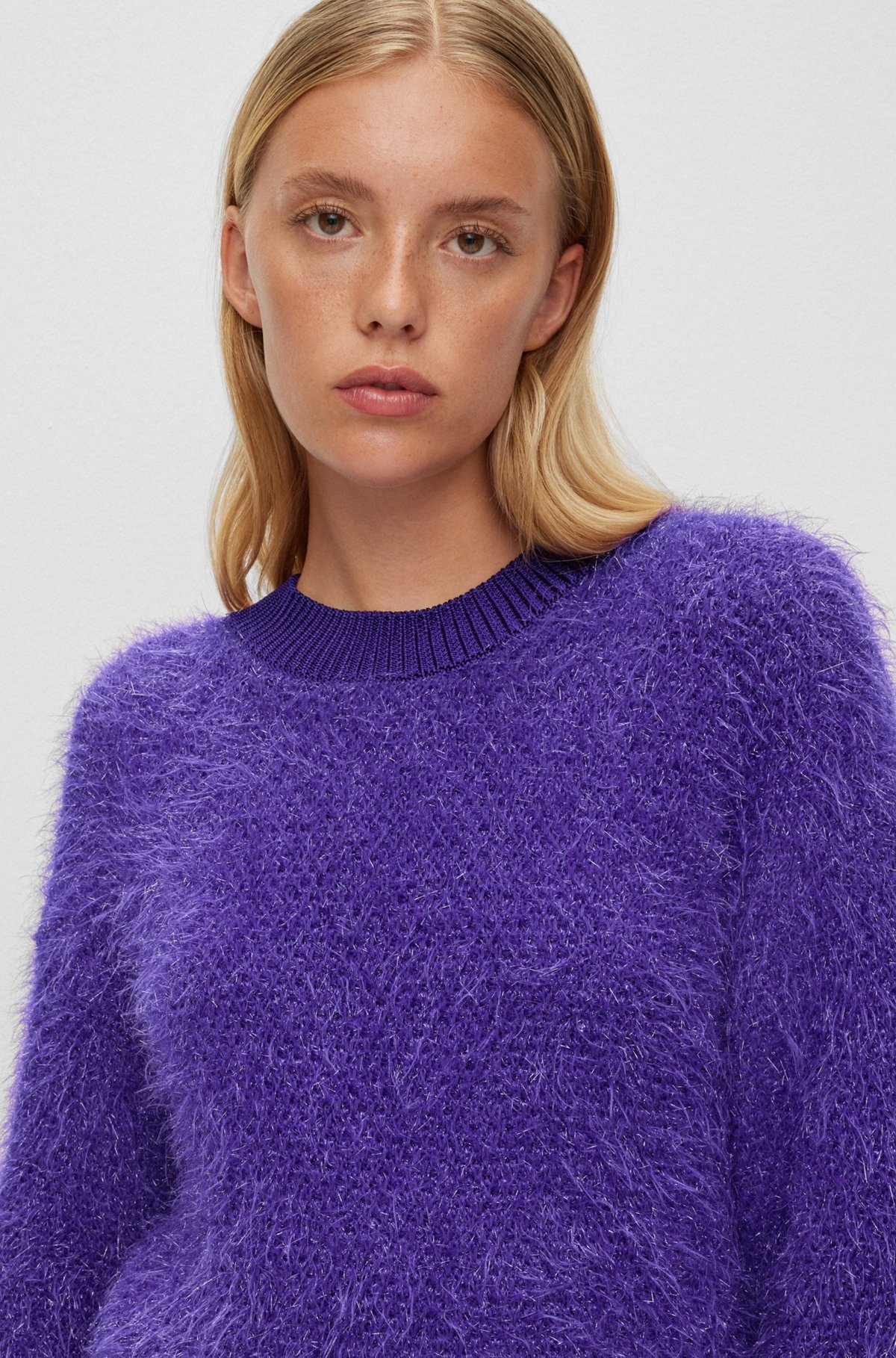 SPARKLY KNITTED DRESS WITH CUT-OUT BACK - 4