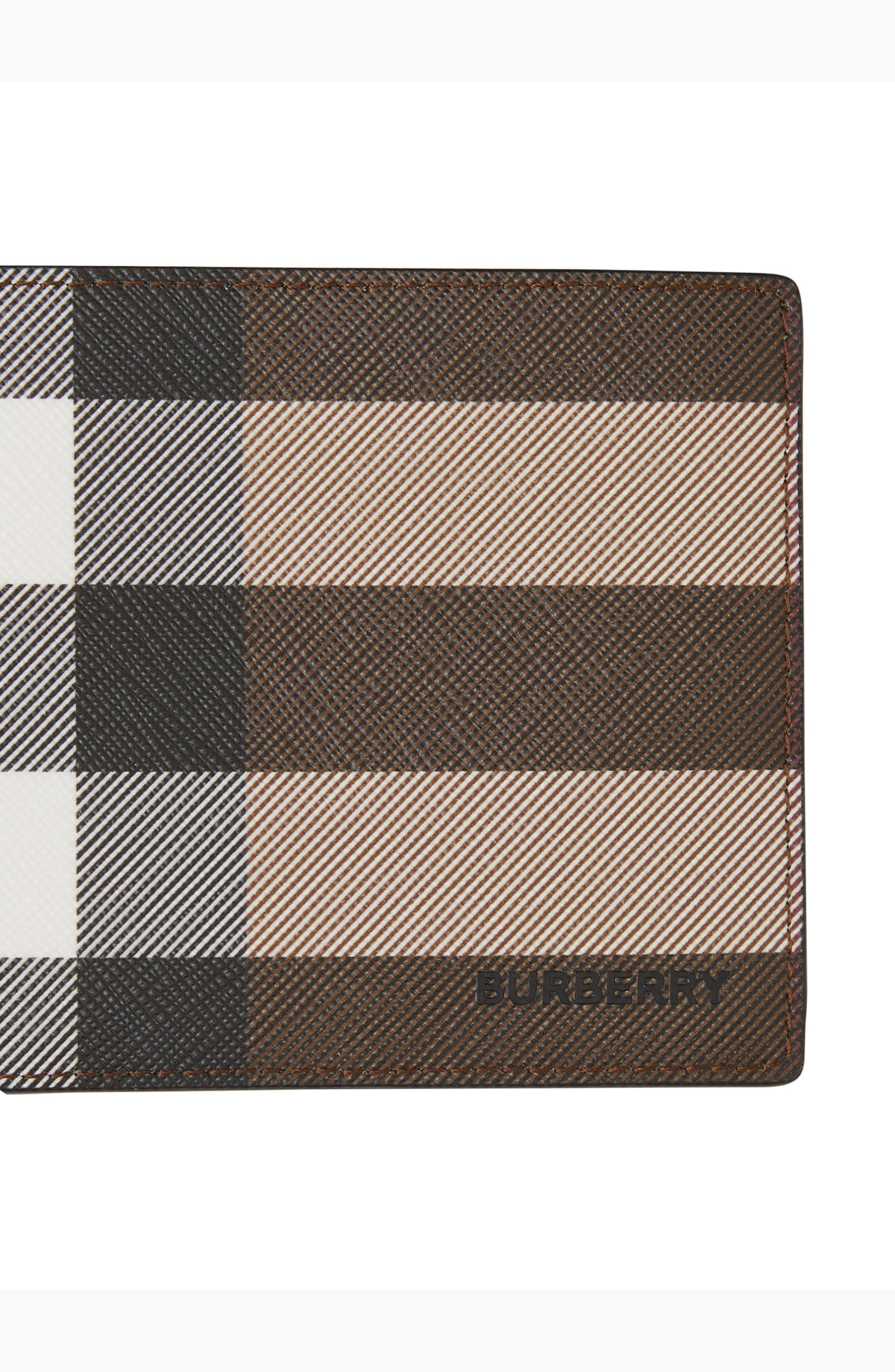 Check E-Canvas International Bifold Wallet - 4