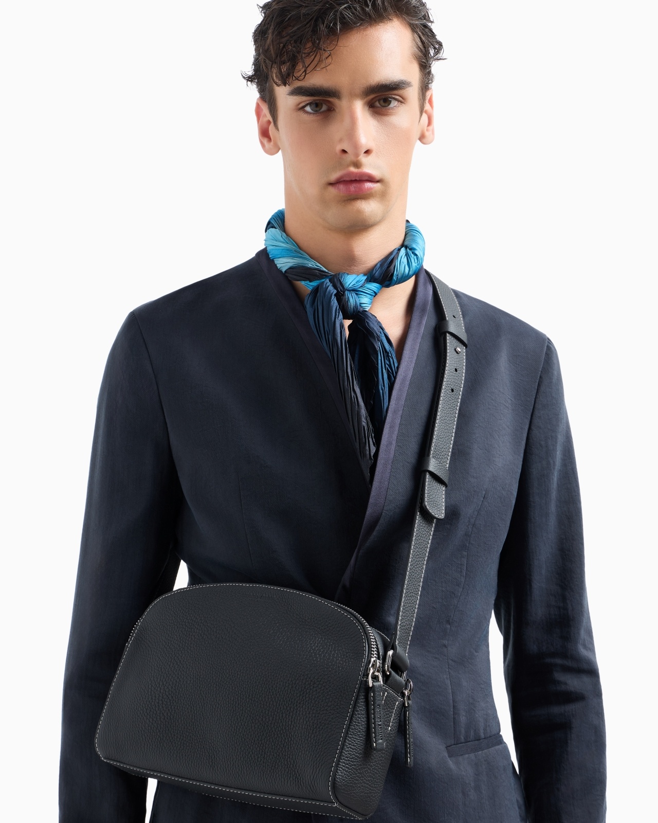 CROSSBODY BAG IN PEBBLED LEATHER - 6