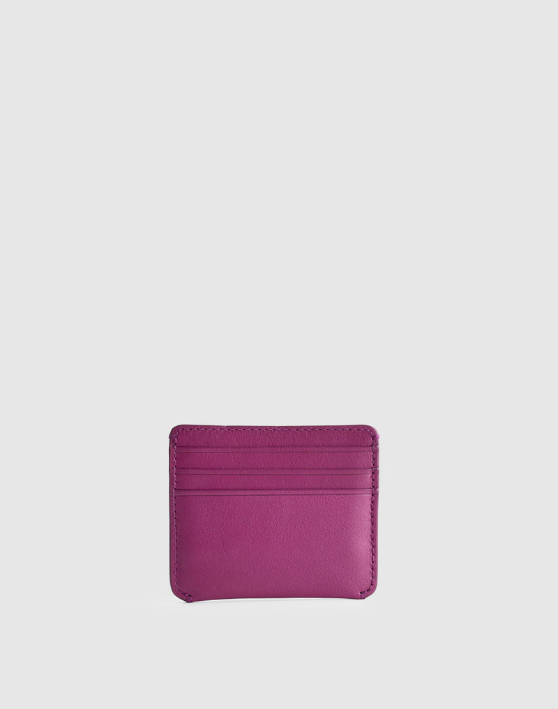 Curved Card Case in Leather 1