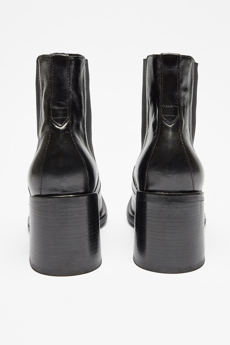 Low Shaft Boot Black 7