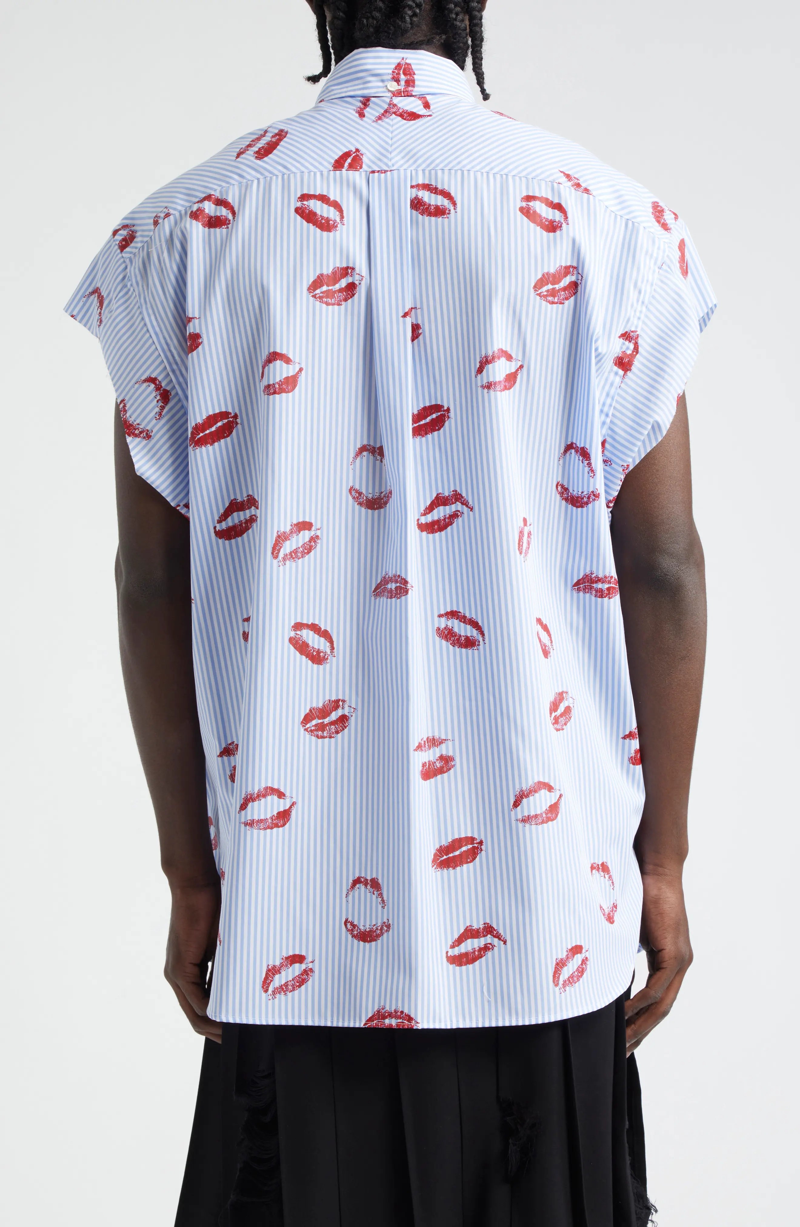 Stripe Lips Print Cutoff Sleeve Button-Down Shirt - 3