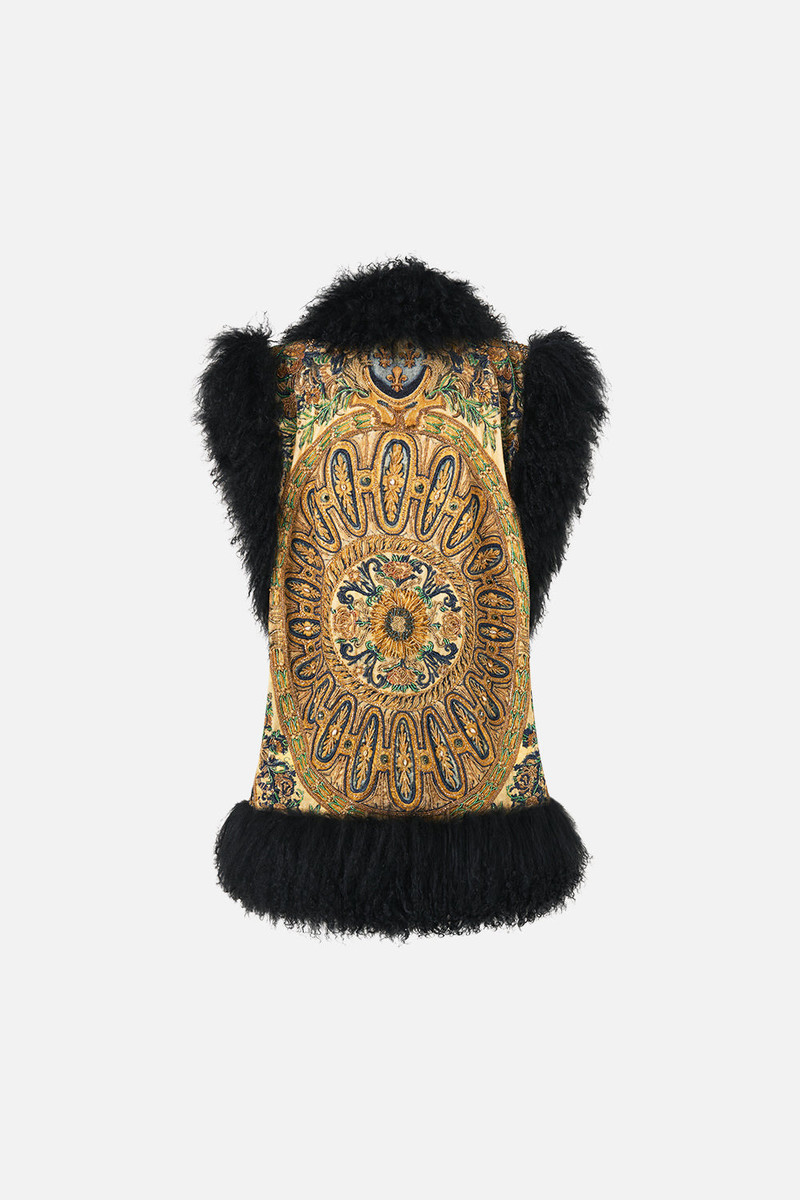 OVERSIZED SHEARLING GILET 6