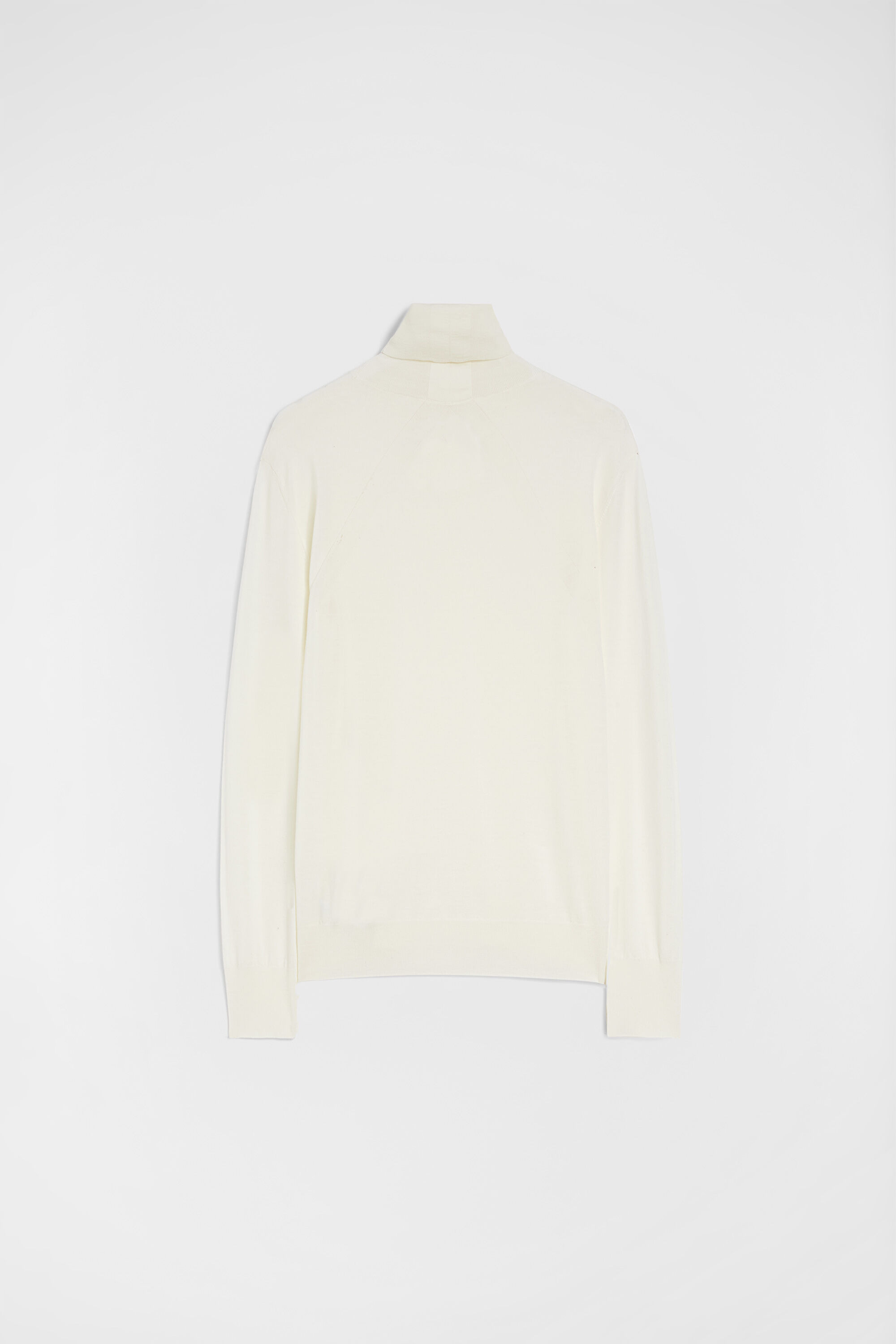Lightweight High-Neck Sweater - 5