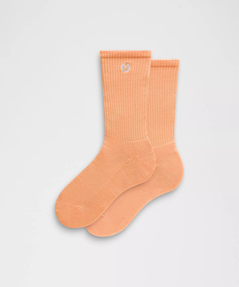Unisex Daily Essential Crew Socks 1