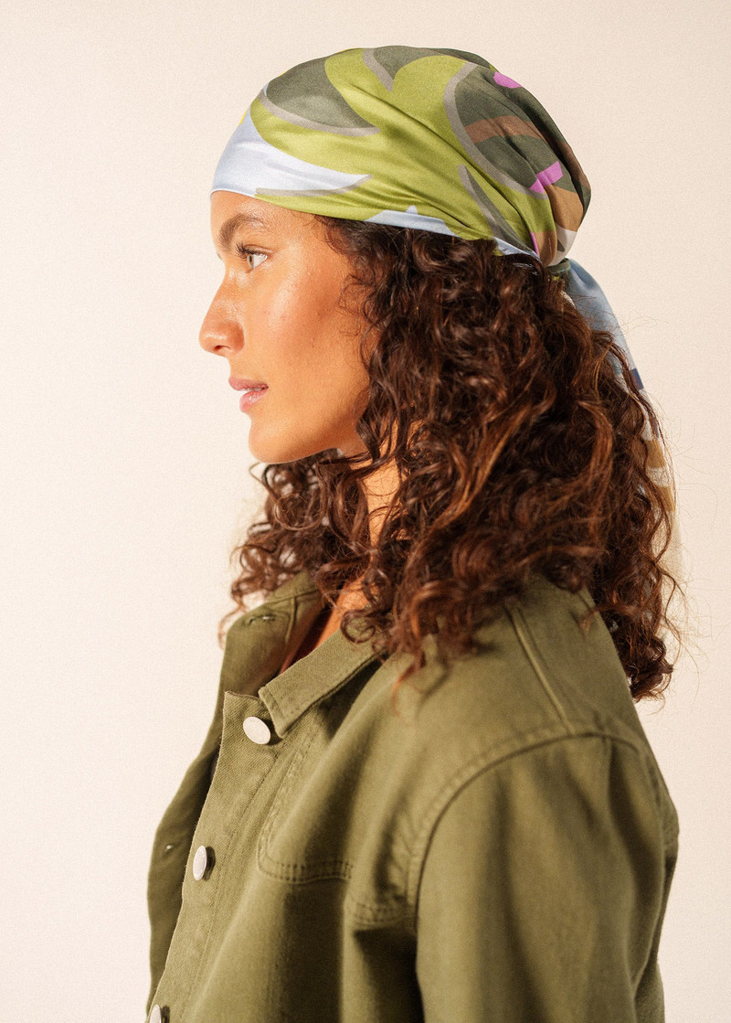Triangle silk scarf 3