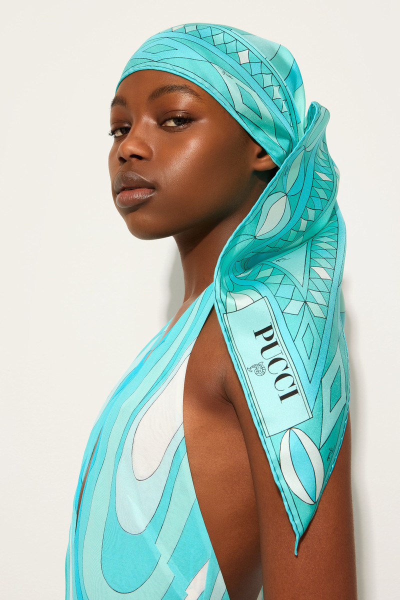 PUCCI COLLANE PRINT TRIANGLE SILK SCARF outlook