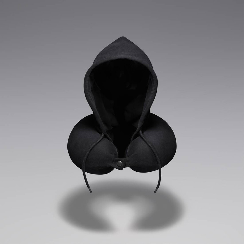 Travel Pillow in Black 5