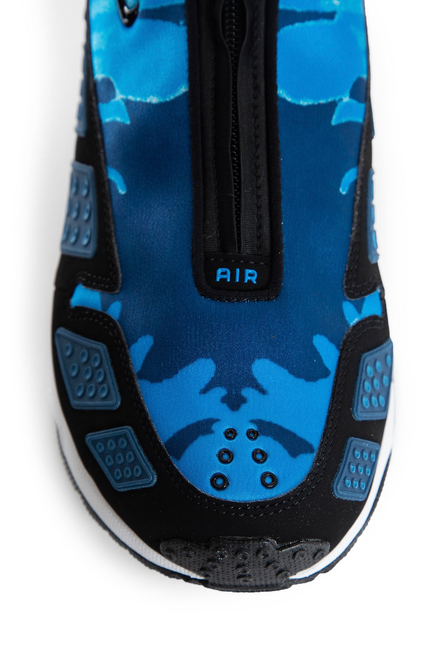 Air-Max-Sunder-Court-Camo-Sneakers - 5