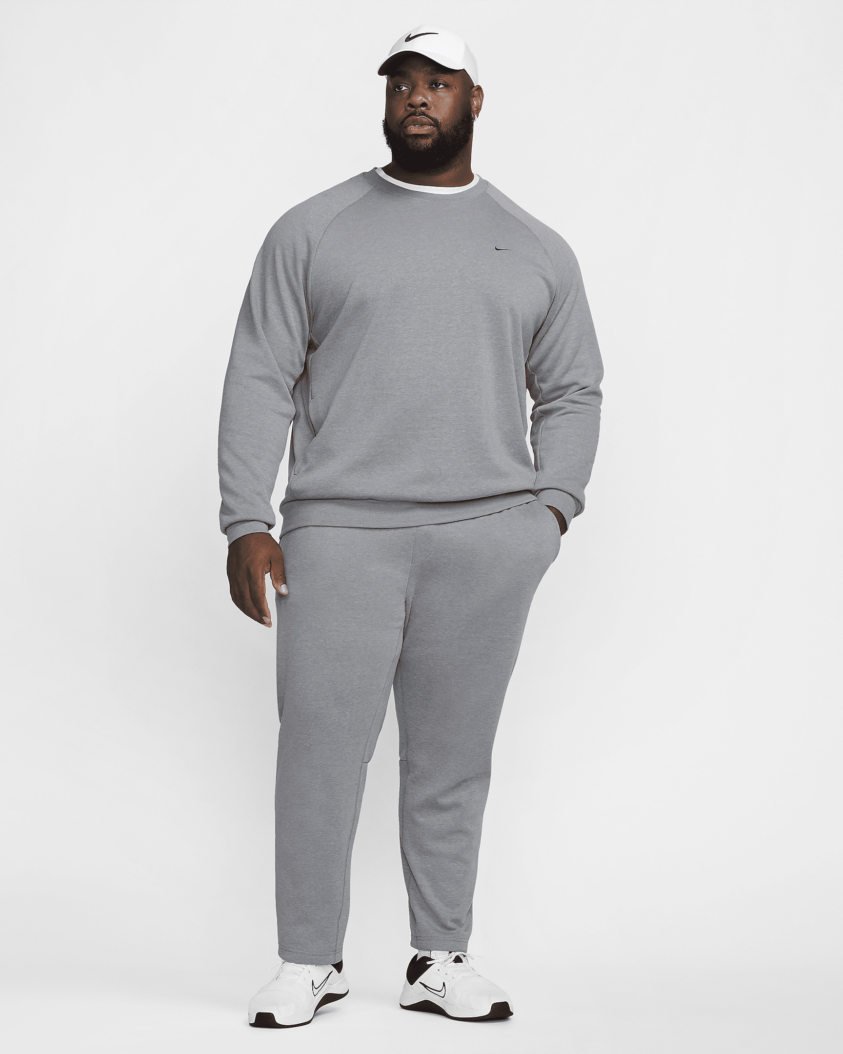 Nike Primary Men's Dri-FIT UV Versatile Crew - 16