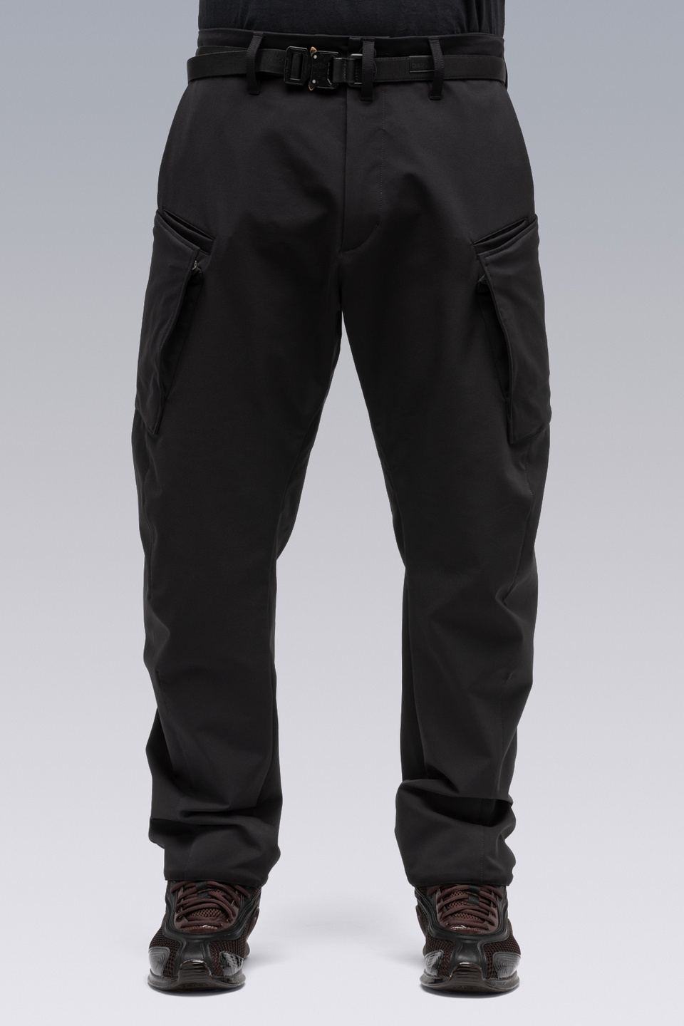 P37-DS schoeller® Dryskin™ Articulated Cargo Trouser Black - 2