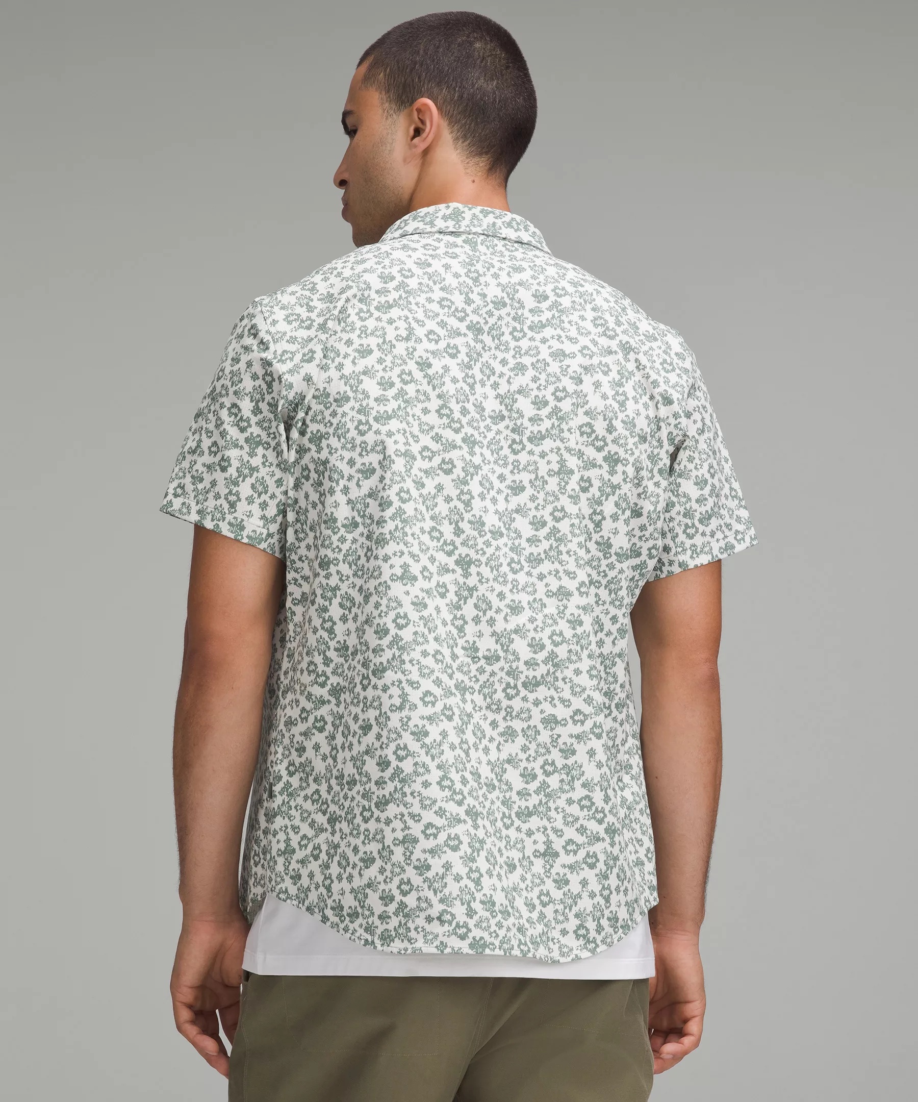Airing Easy Short-Sleeve Shirt - 3