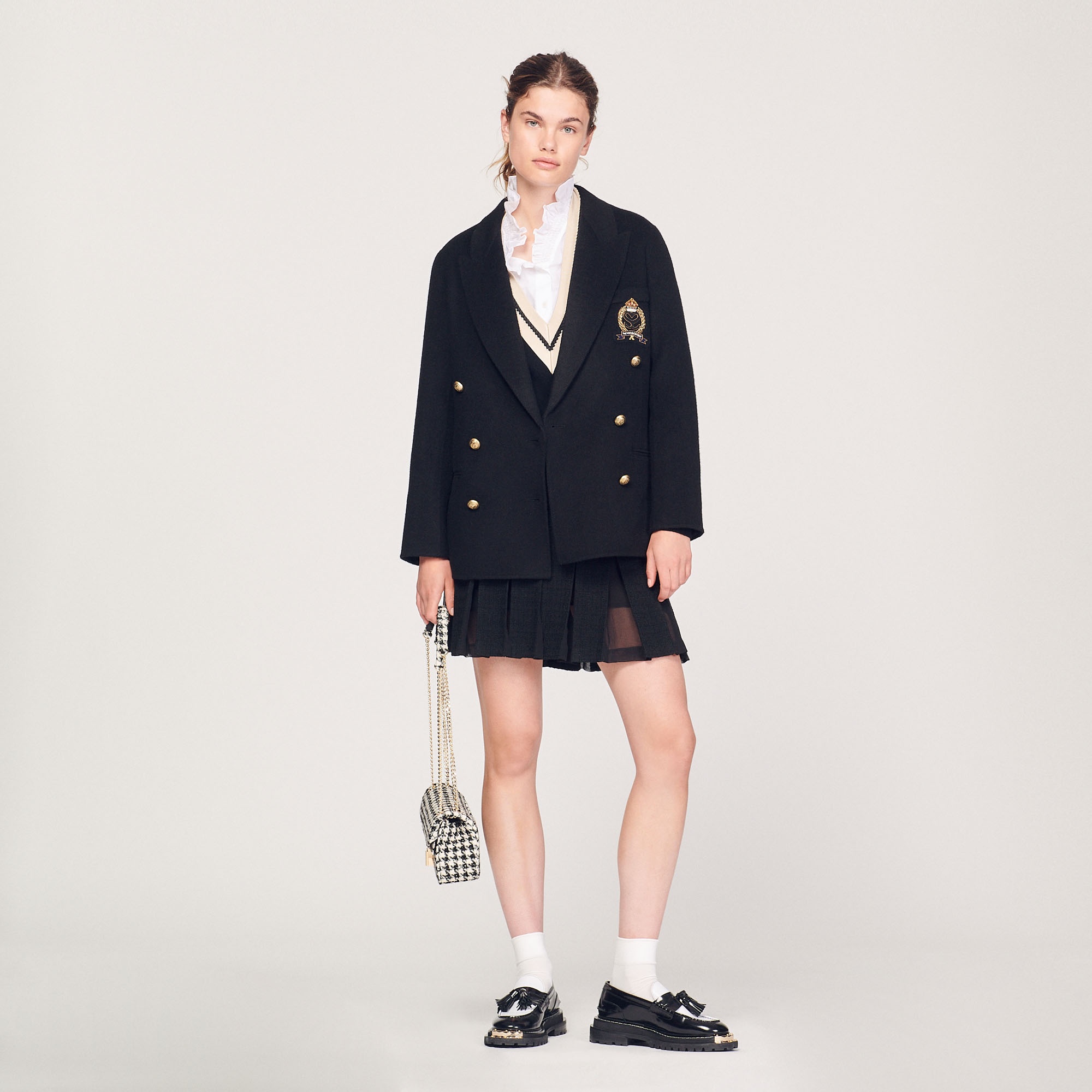 Wool blazer with a patch - 5