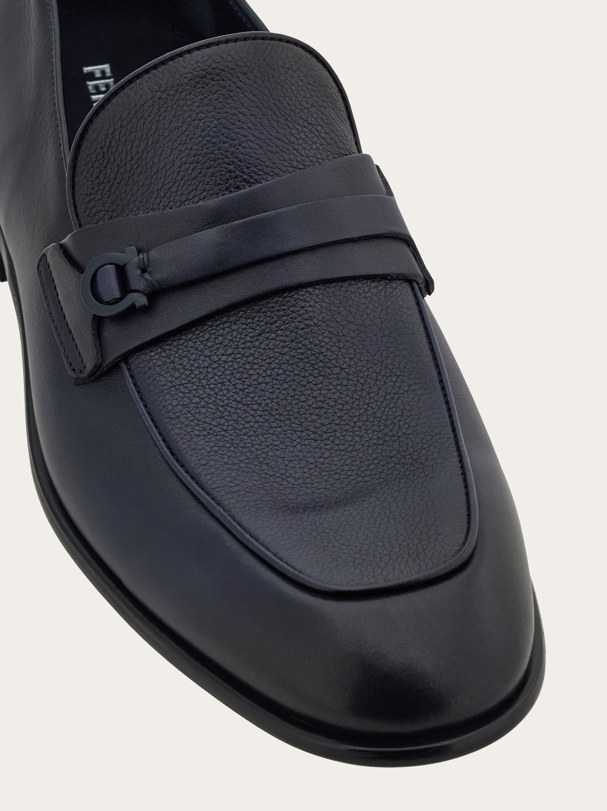 Loafer with Gancini ornament - 7