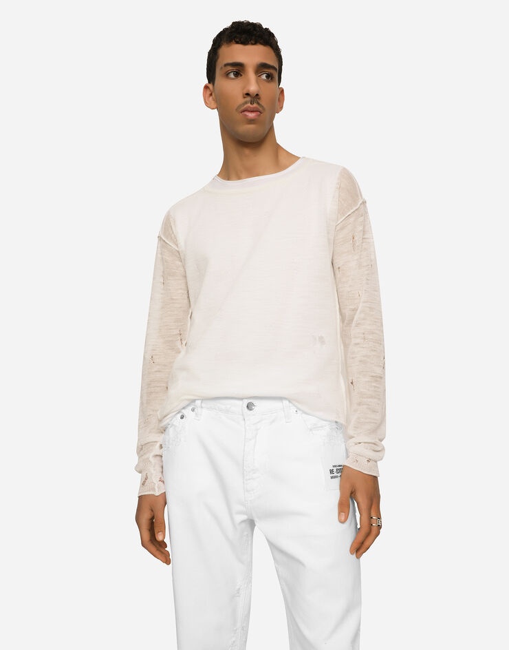 Round-neck technical linen sweater with rips - 4