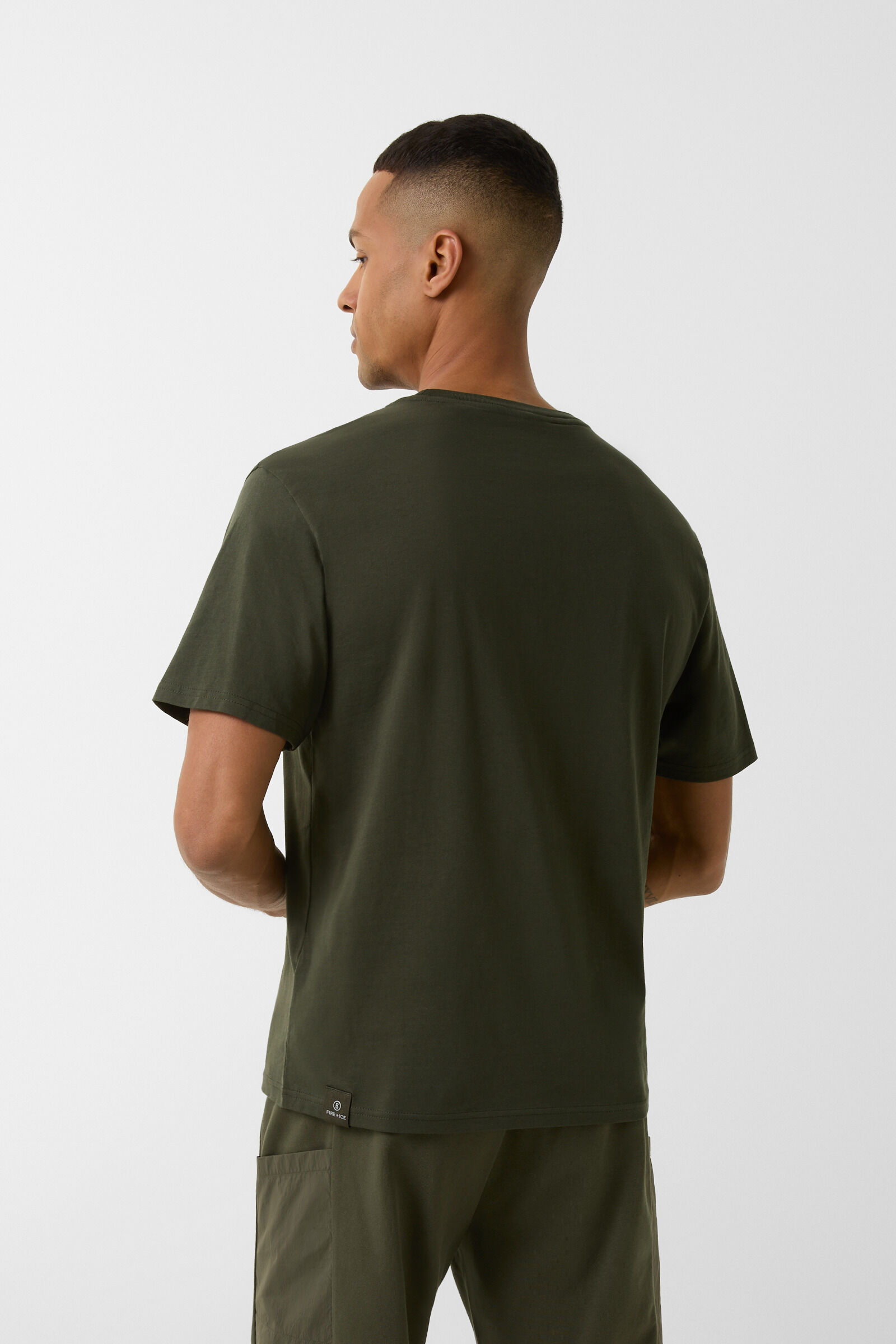 T-shirt Mick in Olive green - 3