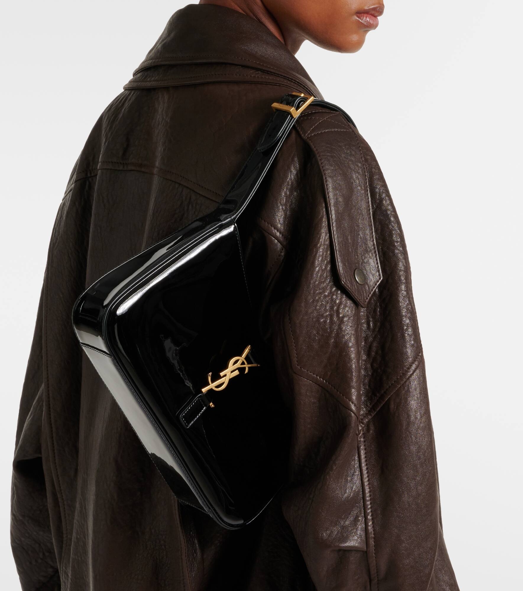 Le 5 à 7 patent leather shoulder bag - 2