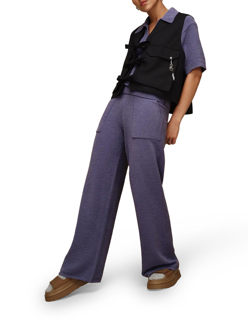 UGG GOLDENGLOW SANDALS outlook