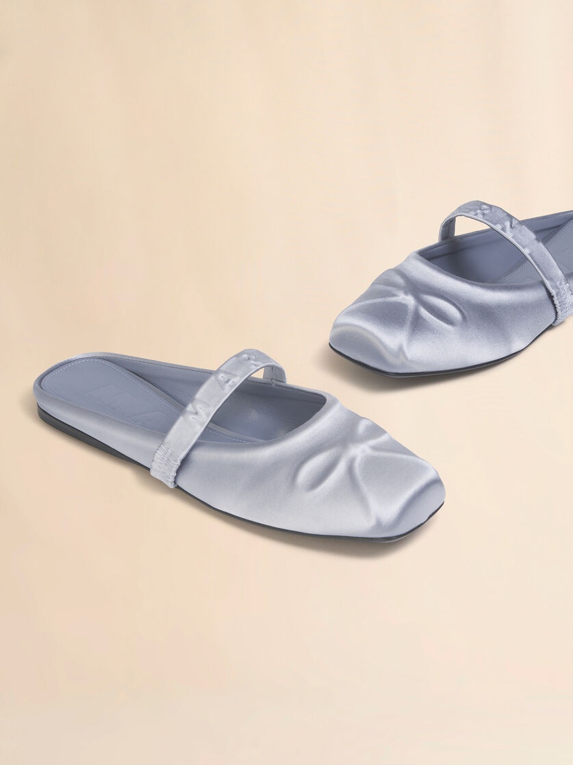 LIGHT GREY SATIN LITTLE BOW SABOT BALLET FLAT - 5