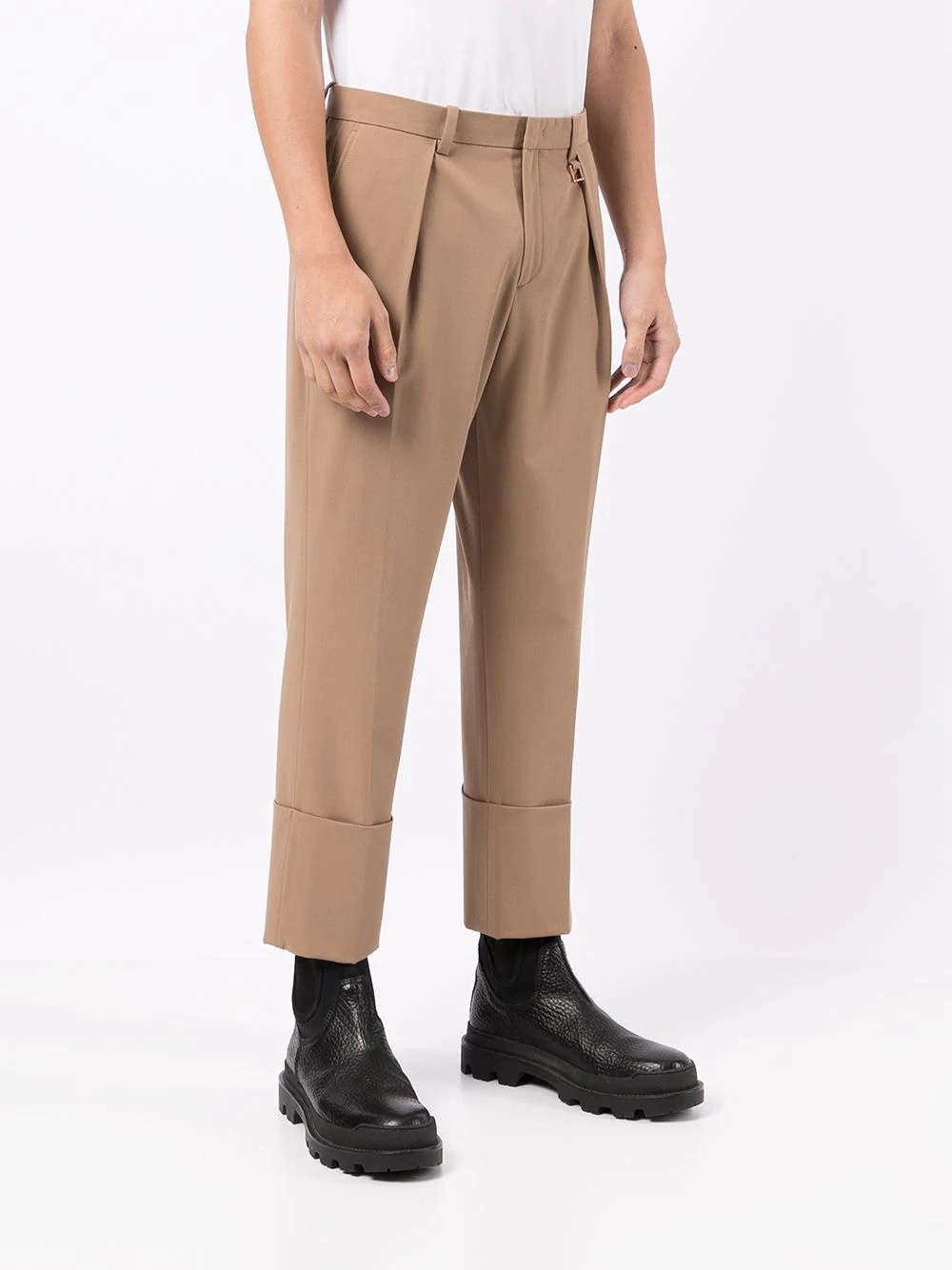 buckle-detail pleated cropped trousers - 3