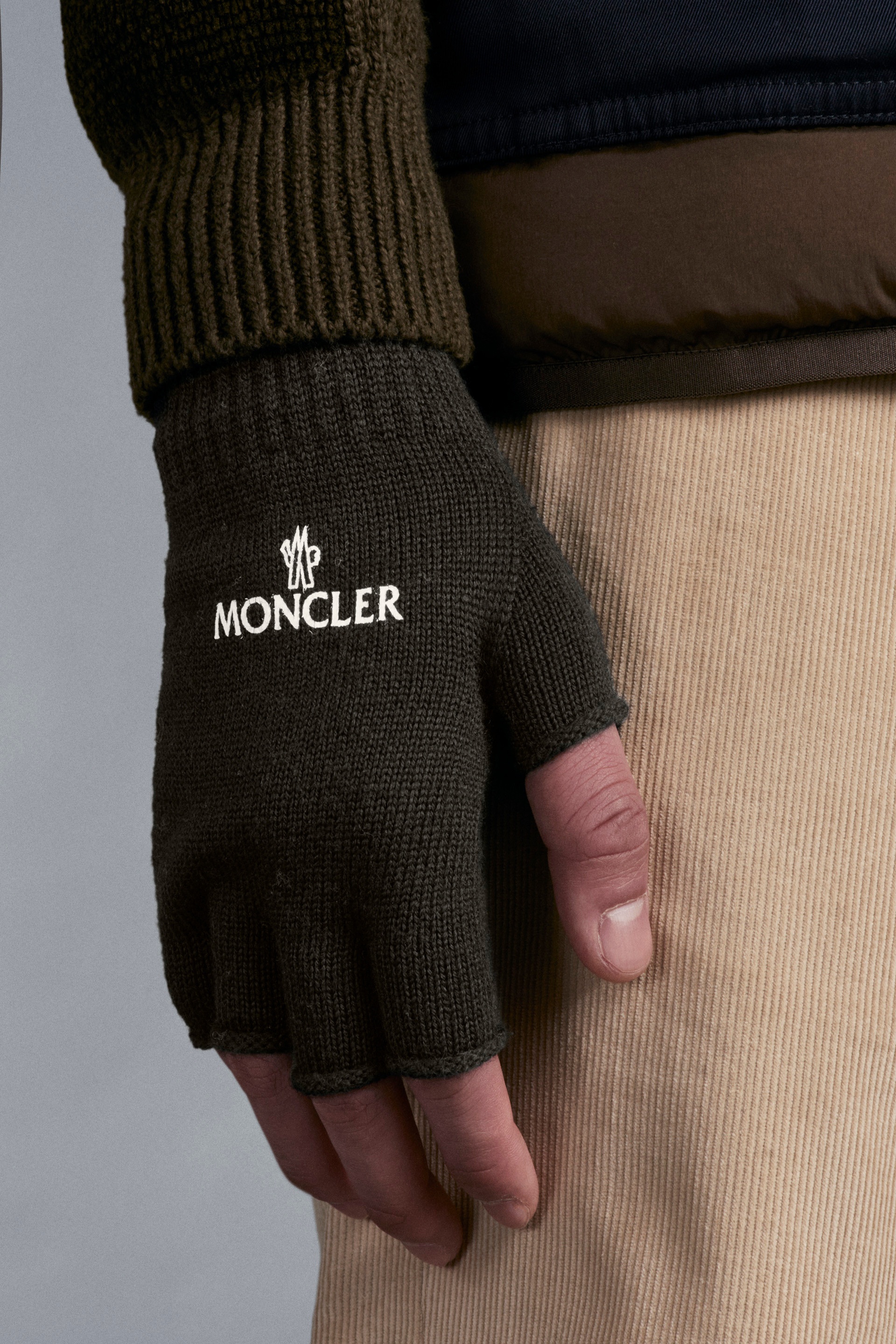 Gloves With Logo - 5