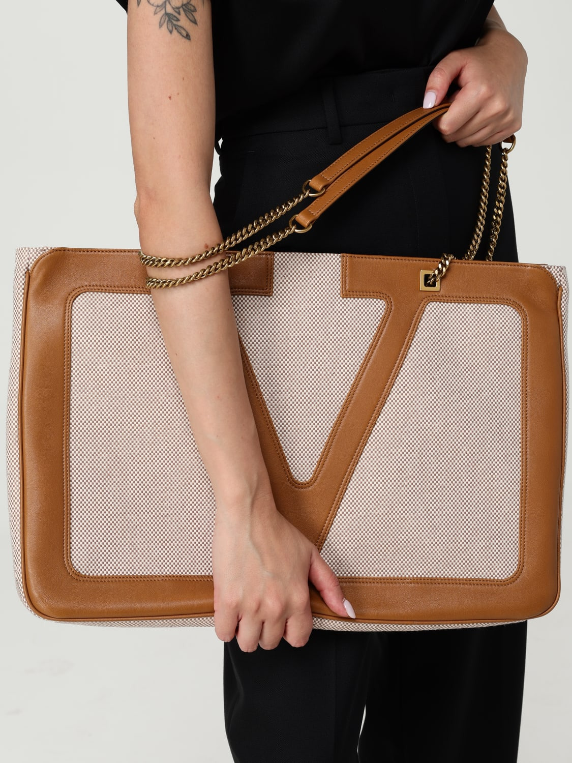 Shoulder bag woman Valentino Garavani - 2