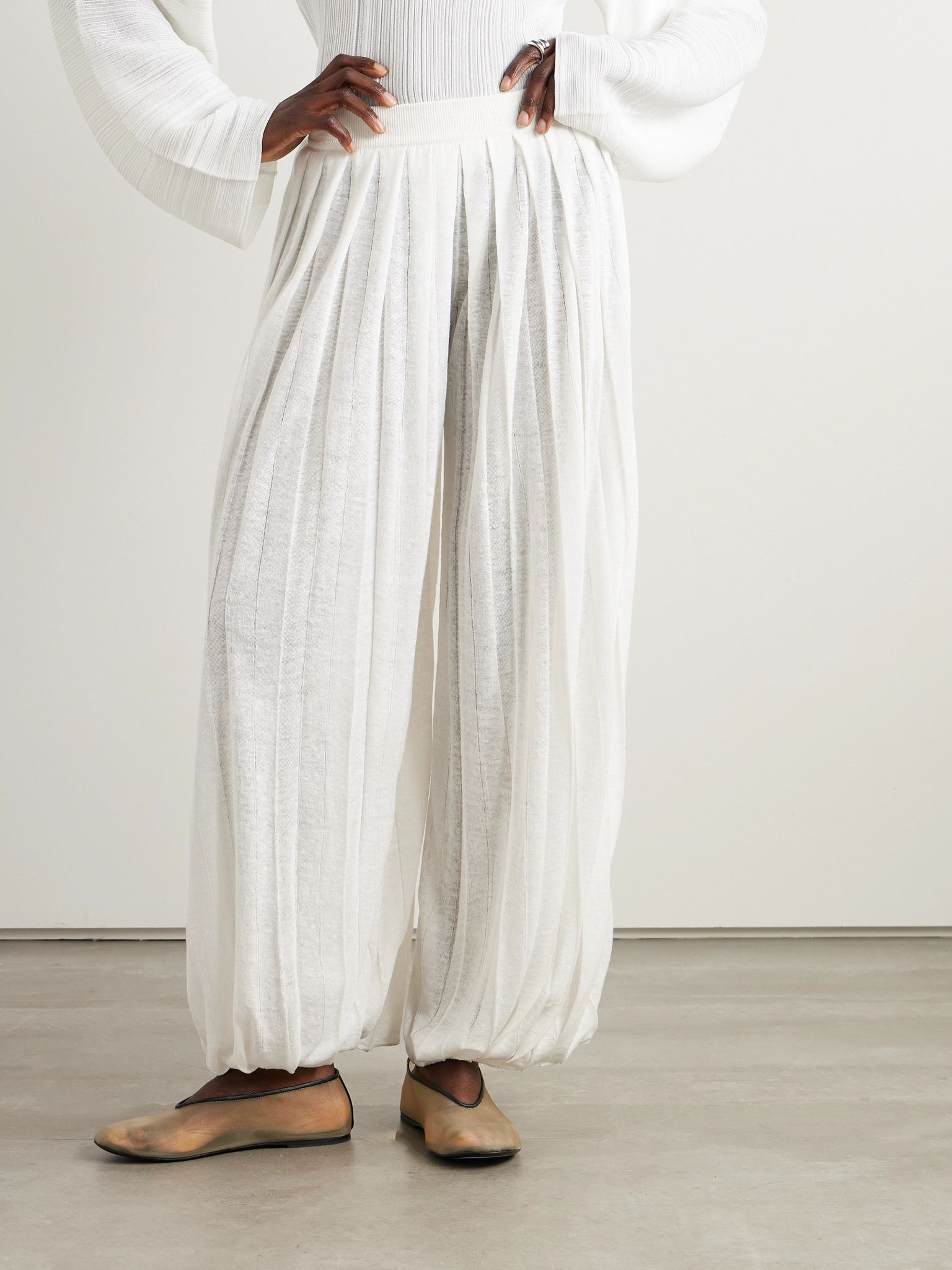 Wide-leg pleated linen pants White - 3