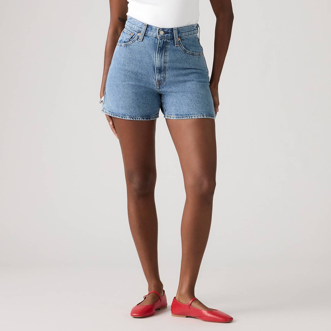 HIGH RISE CINCH MID-THIGH WOMEN'S SHORTS - 6
