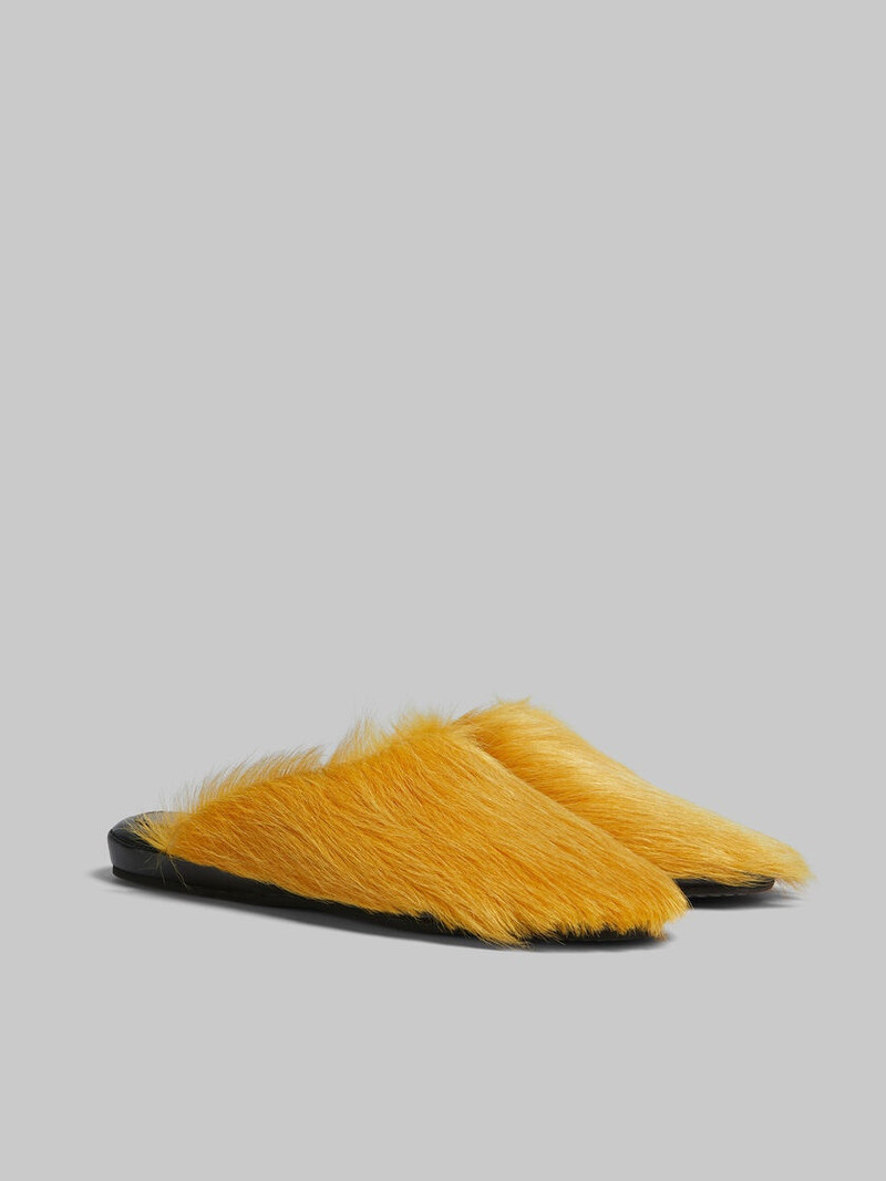 Marni YELLOW LONG-HAIR CALFSKIN FUSSBETT SABOT outlook