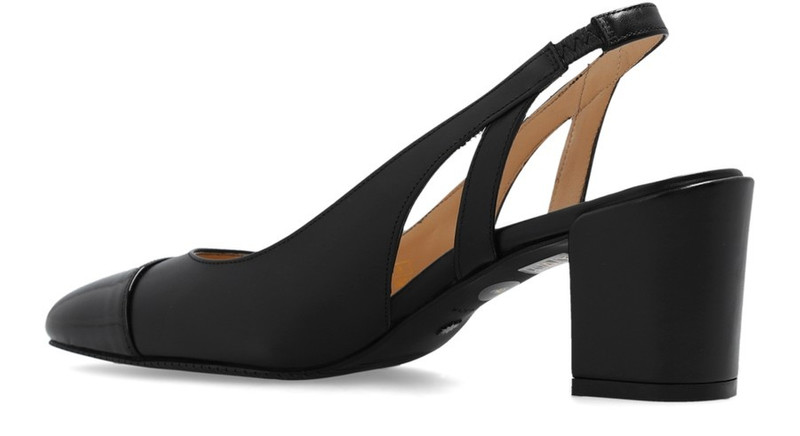 Sleek pumps 4
