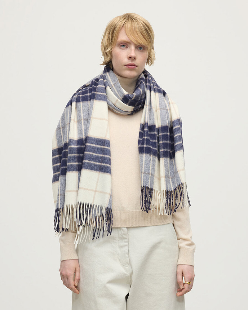 Johnstons of Elgin Knockmore Tartan Cashmere Stole outlook