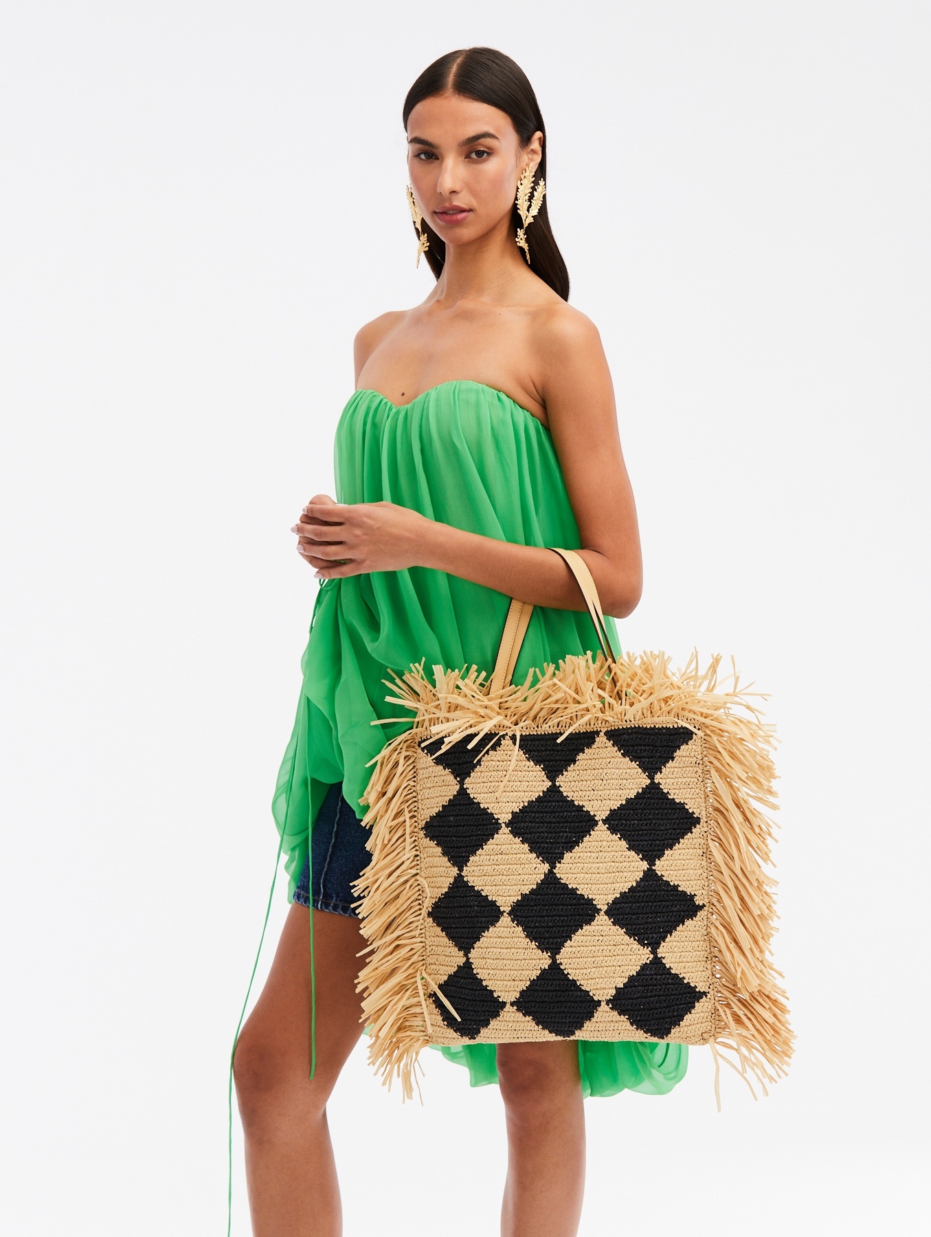 CHECKED RAFFIA CROCHET FLAT TOTE - 2