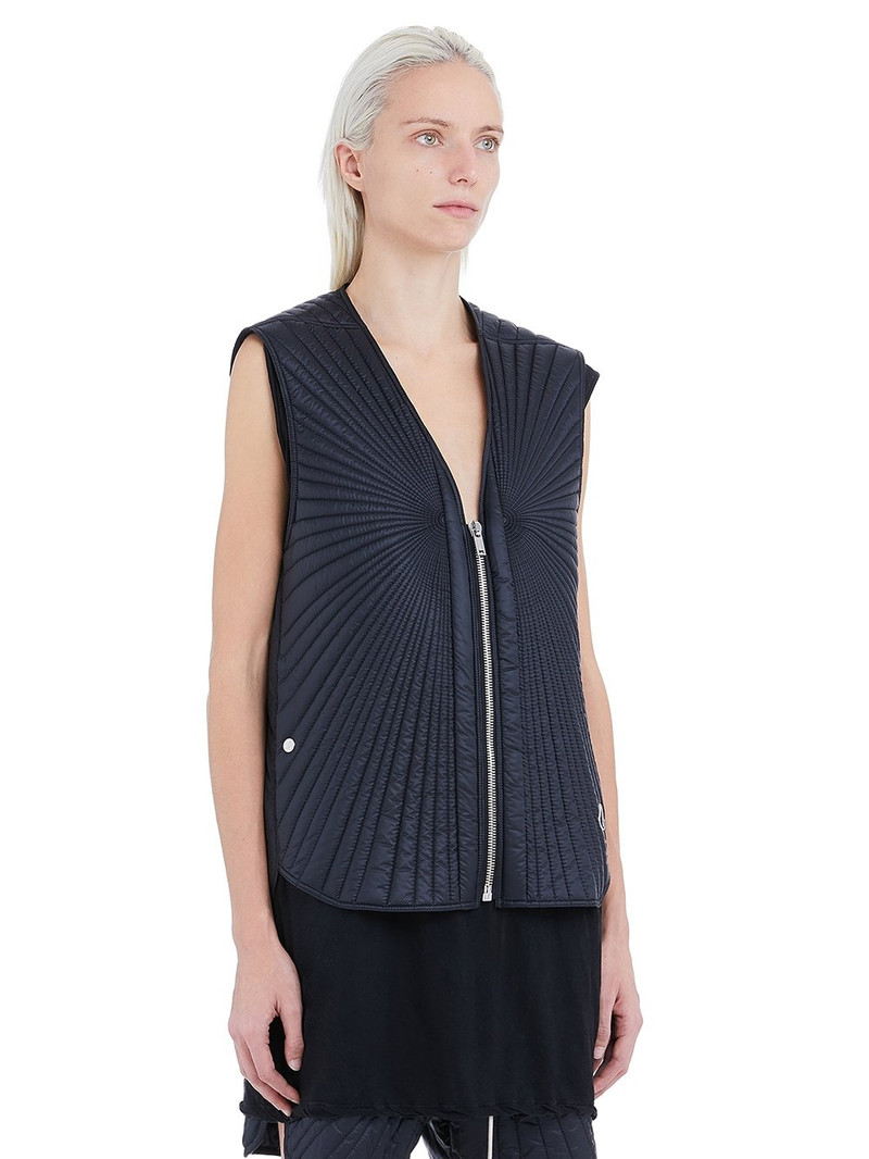 + Moncler Moapa Logo-Appliquéd Quilted Shell Down Gilet 3