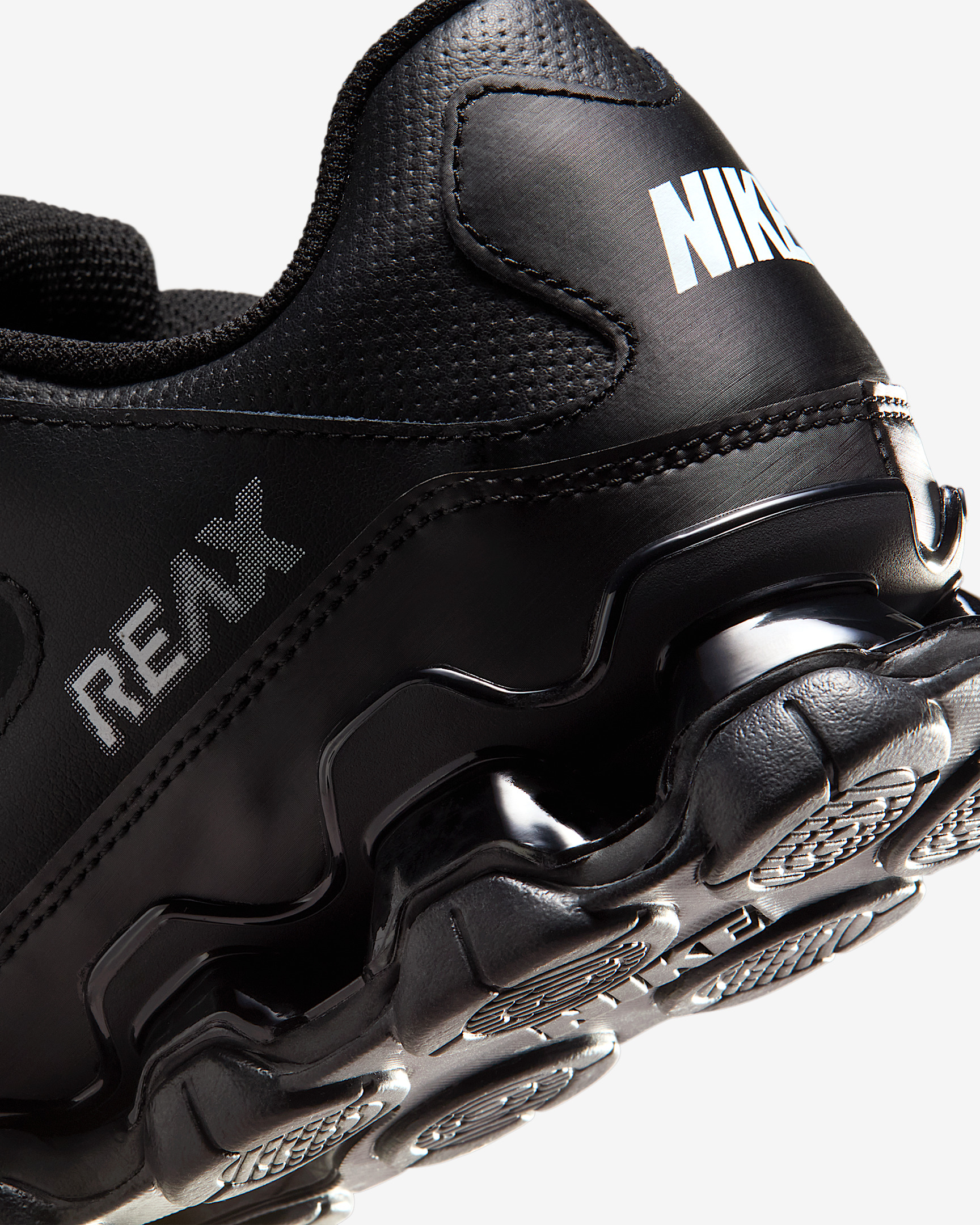 Nike Reax 8 TR Women's Workout Shoes - 8