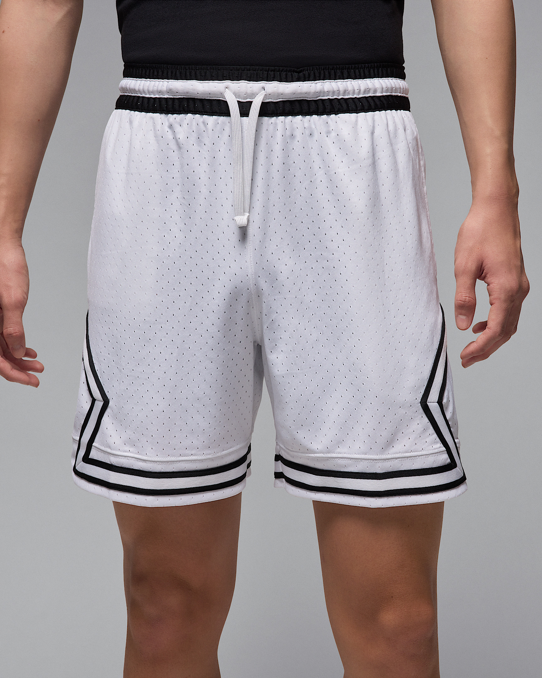Jordan Sport Men's Dri-FIT Mesh Diamond Shorts - 2