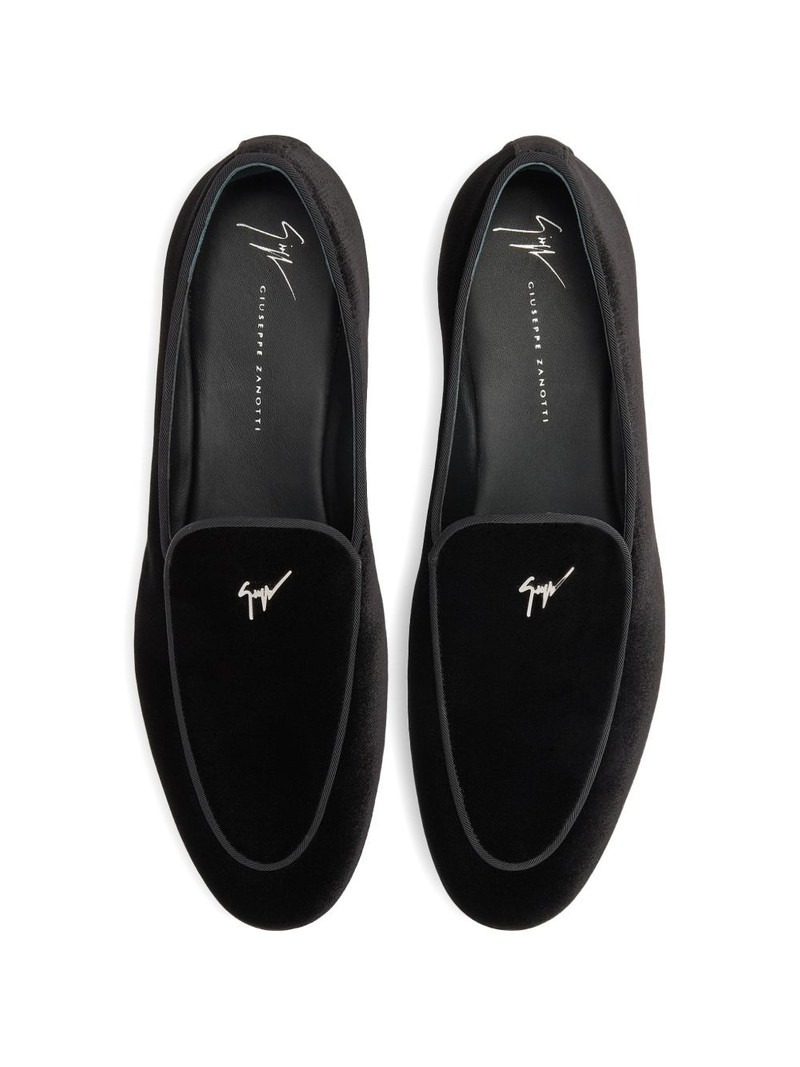 Berth metal logo velvet loafers 4