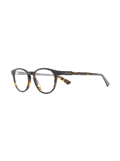 GUCCI oval frame glasses outlook