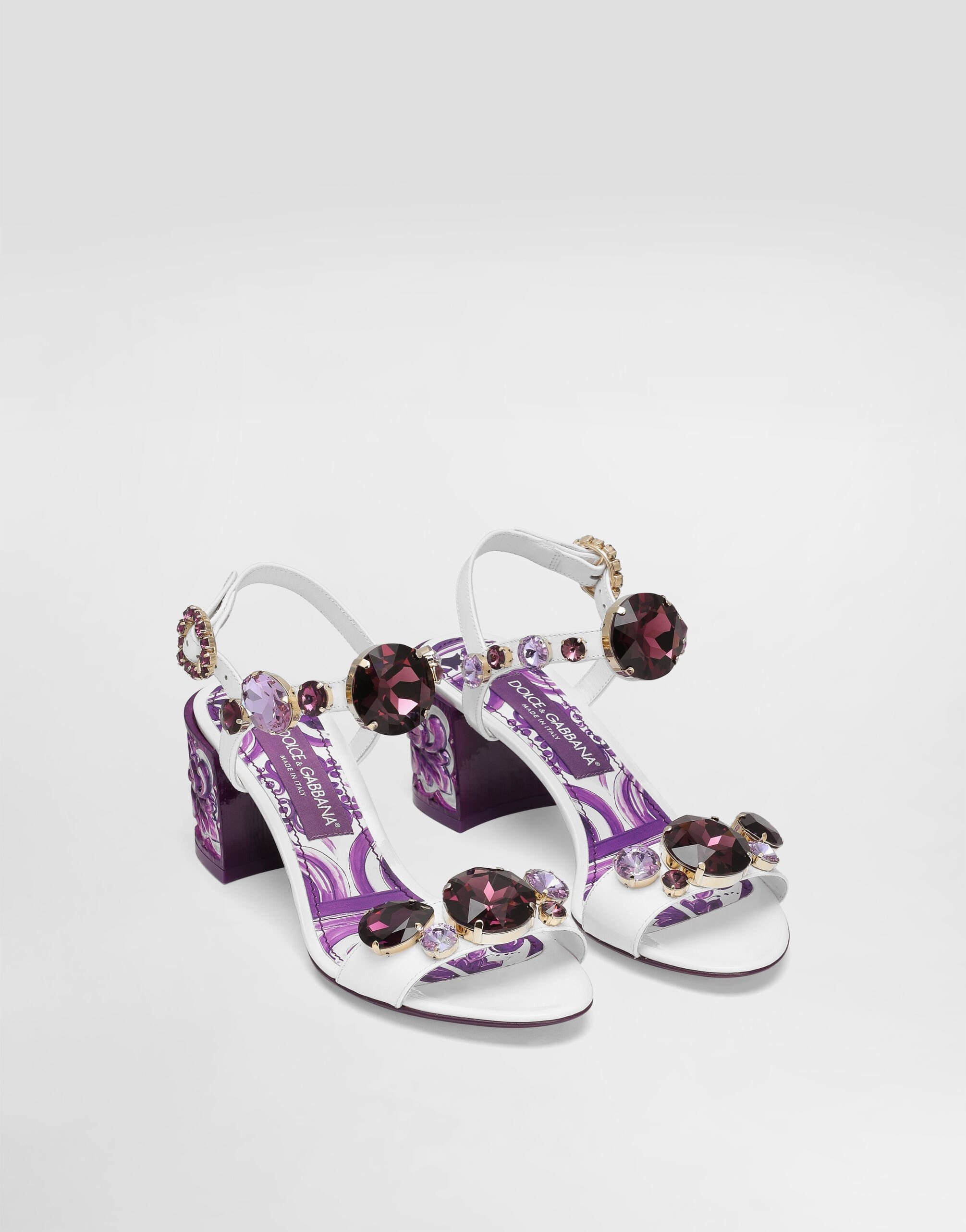 Patent leather sandal with jewel embroidery - 2