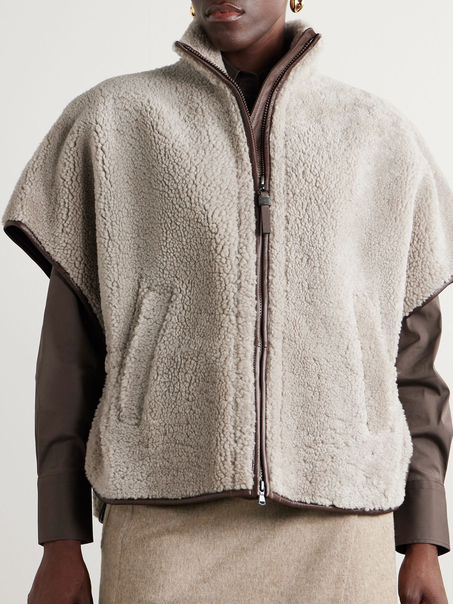 Bead-embellished leather-trimmed shearling vest Brown - 3
