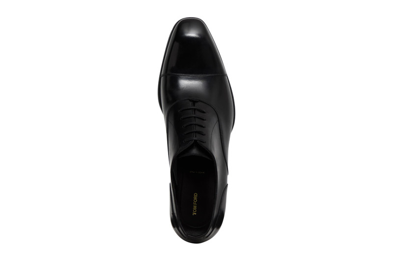 TOM FORD SMOOTH LEATHER ELKAN CAP TOE LACE UPS outlook