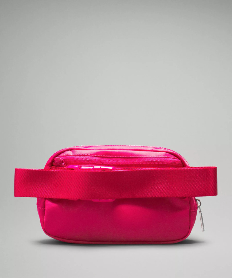 Everywhere Belt Bag with Long Strap 1L 3