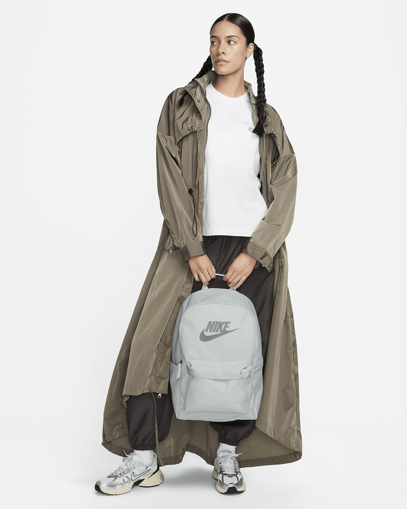 Nike Heritage Backpack (25L) 8