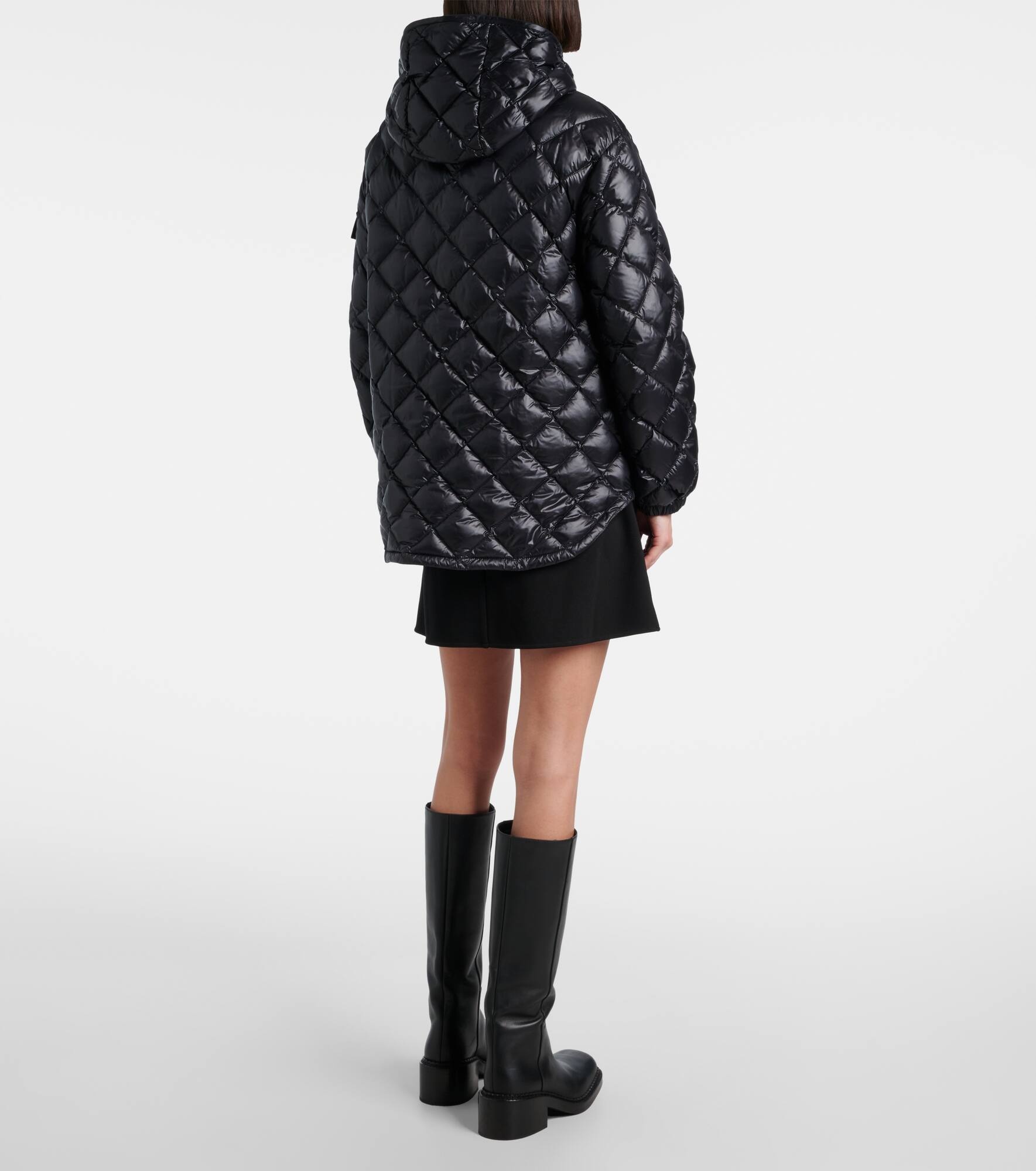 Quilted down jacket - 3