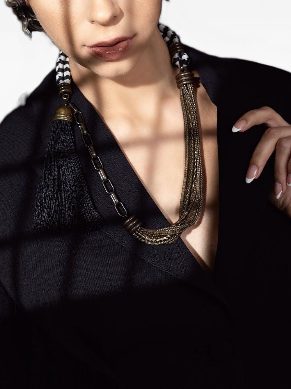 Vita Short tassel necklace - 2