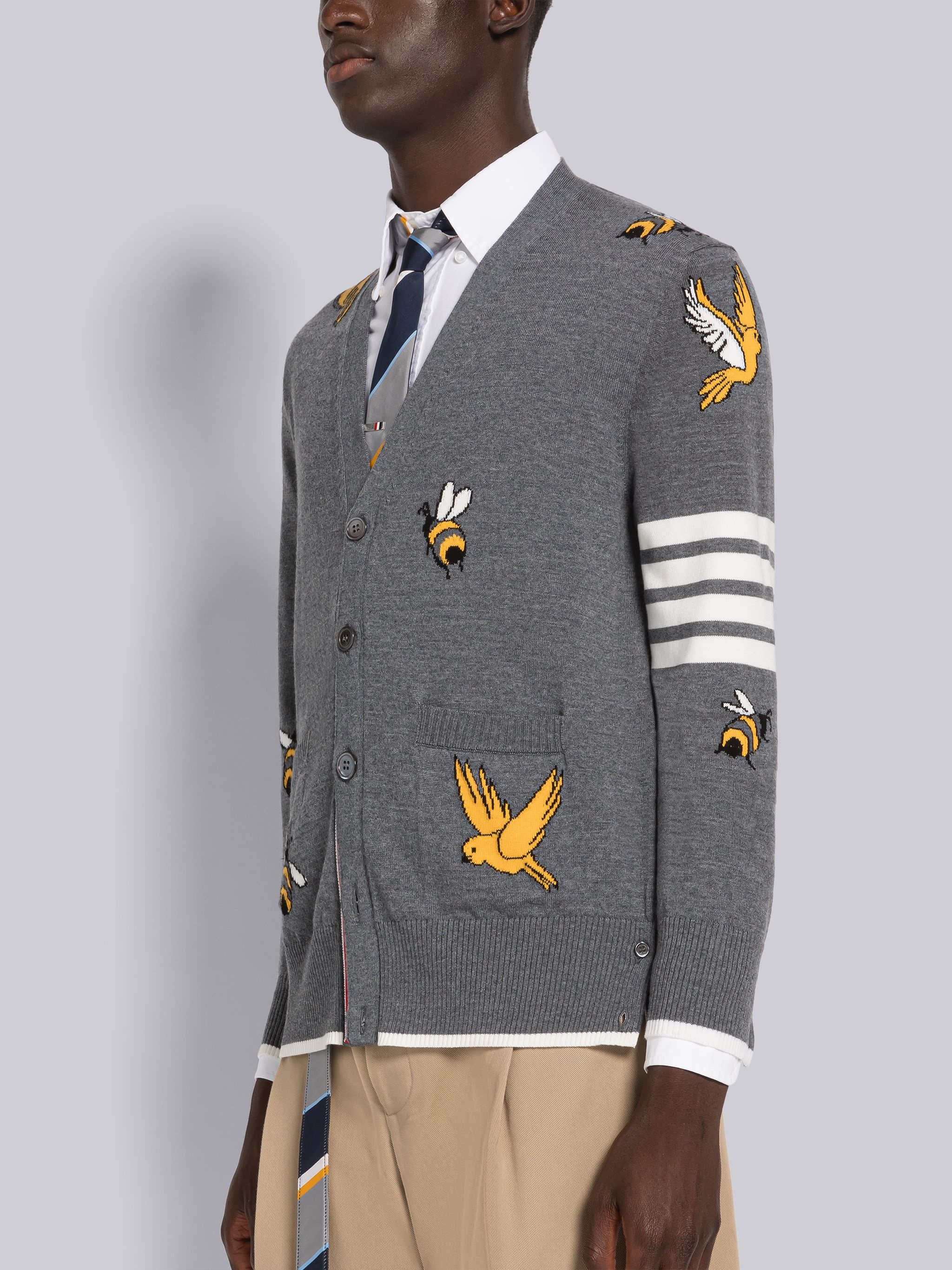 COTTON MERINO BIRDS AND BEES 4-BAR V-NECK CARDIGAN - 2