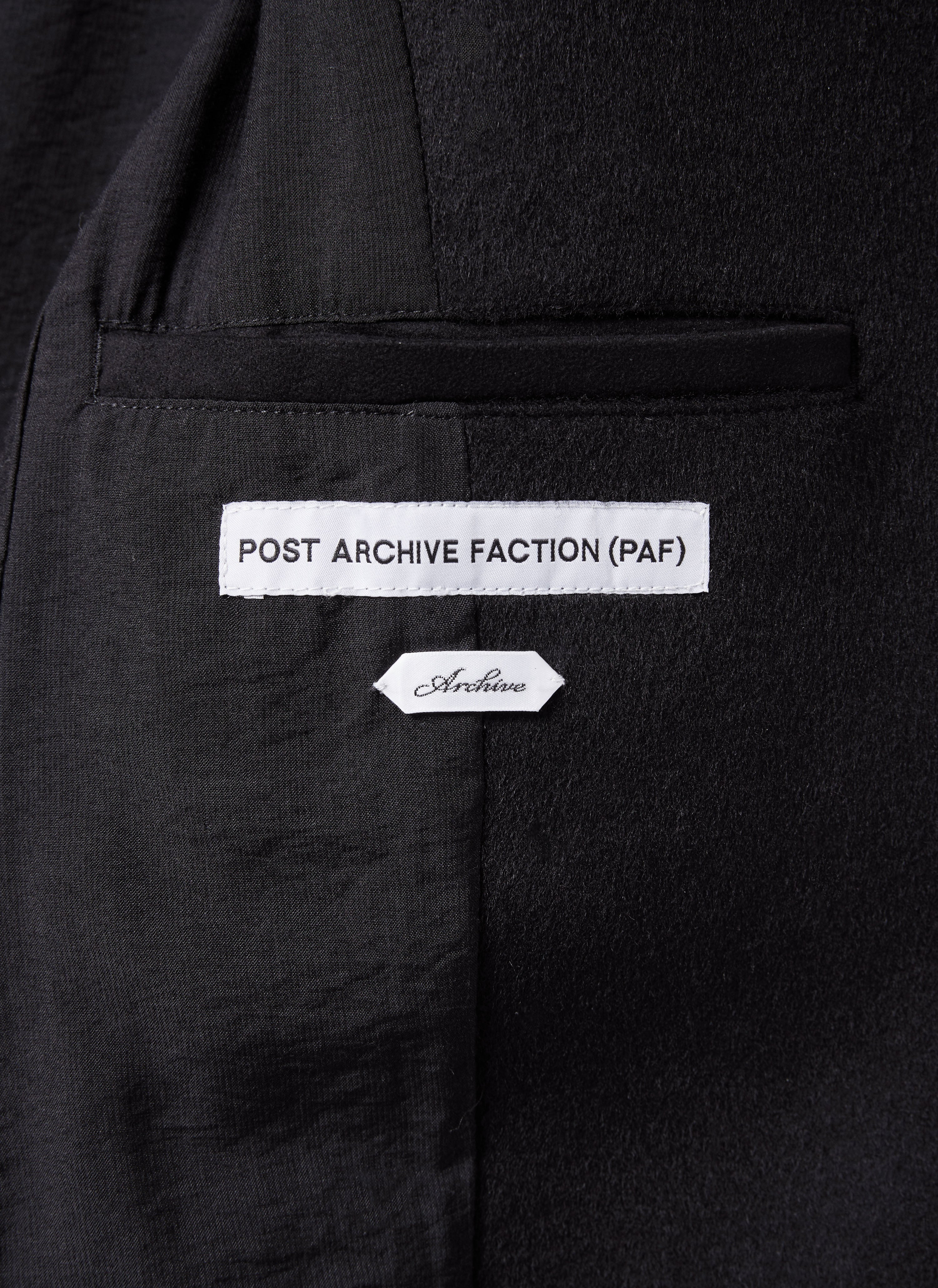 NEW CLASSIC COAT
( - 6