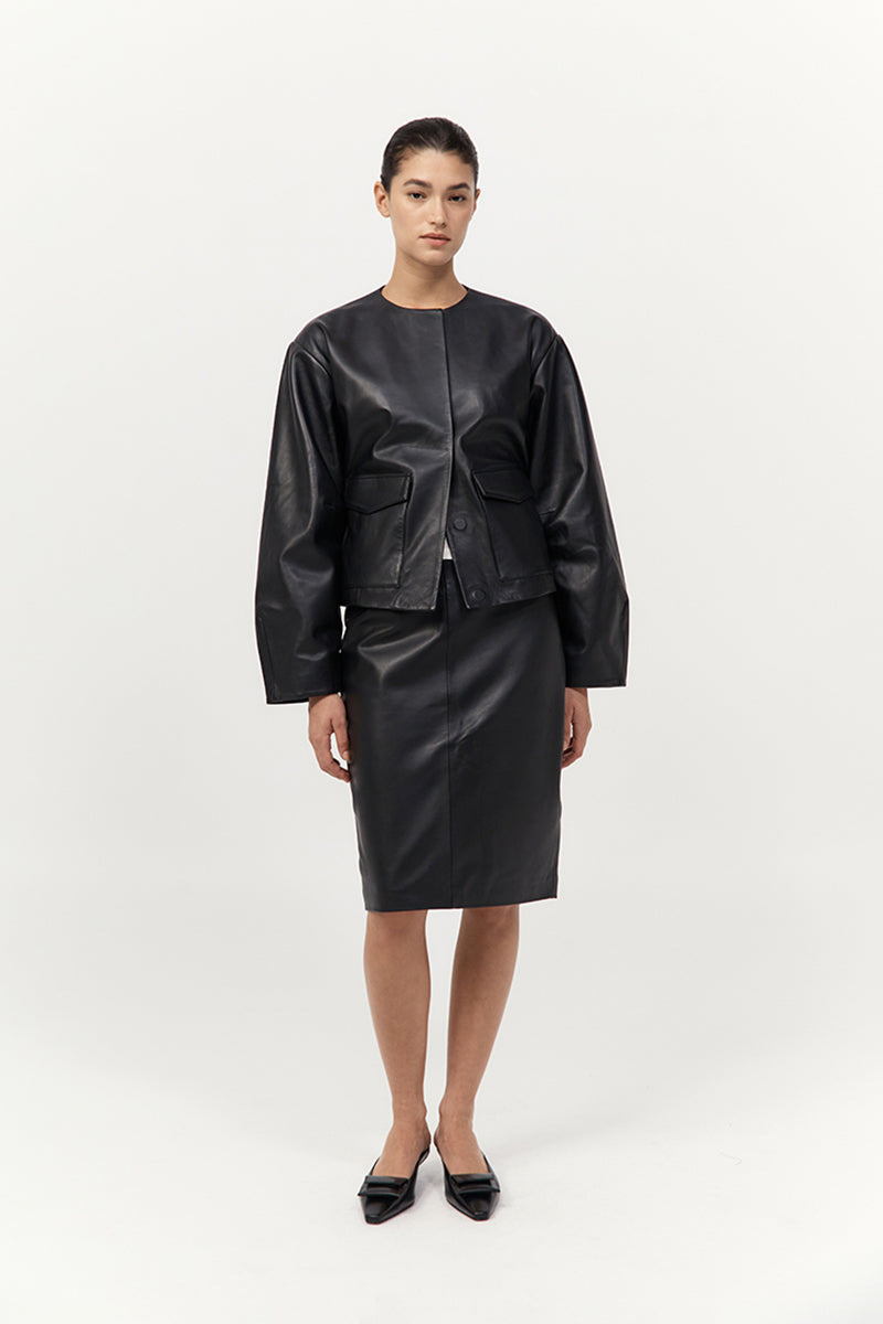 Utility Cocoon Leather Bomber - Black - 3