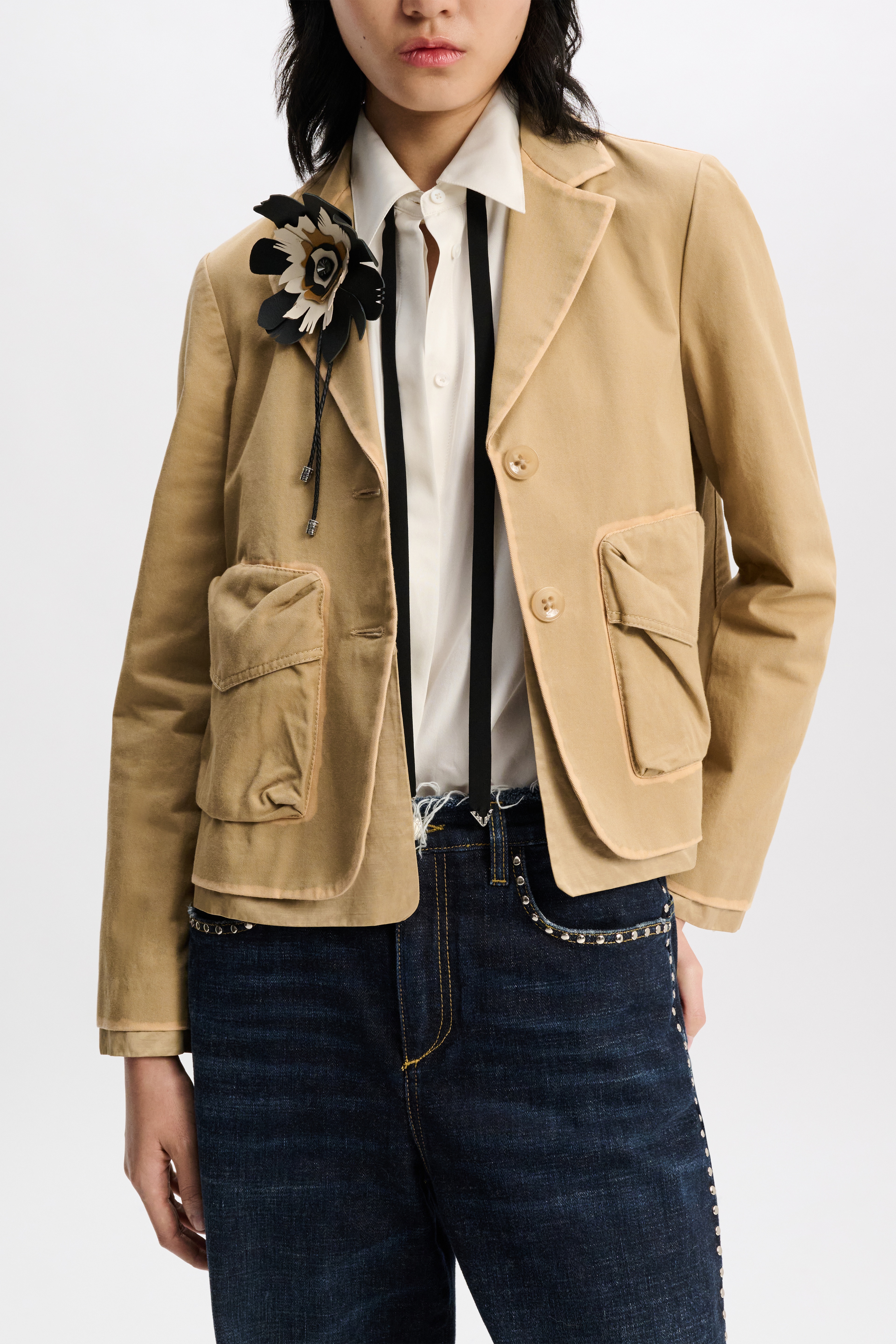 【Dorothee Schumacher】 Perfect Matchベルトコットンジャケッ Perfect Match belted cotton jacket in beige - Dorothee