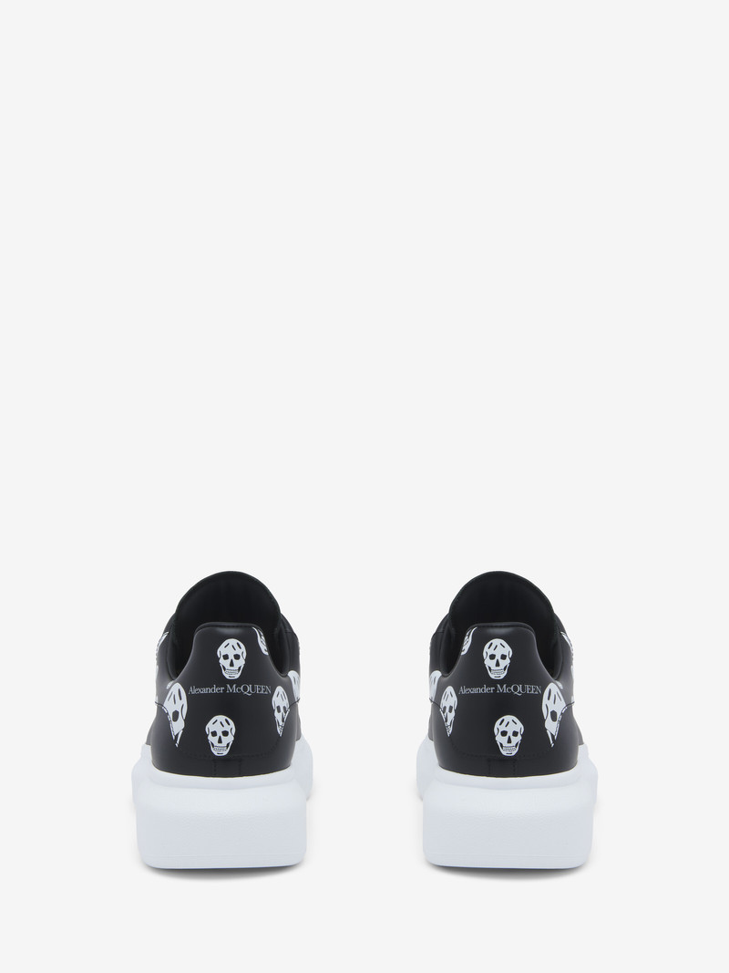 Alexander McQueen Oversized Sneaker outlook